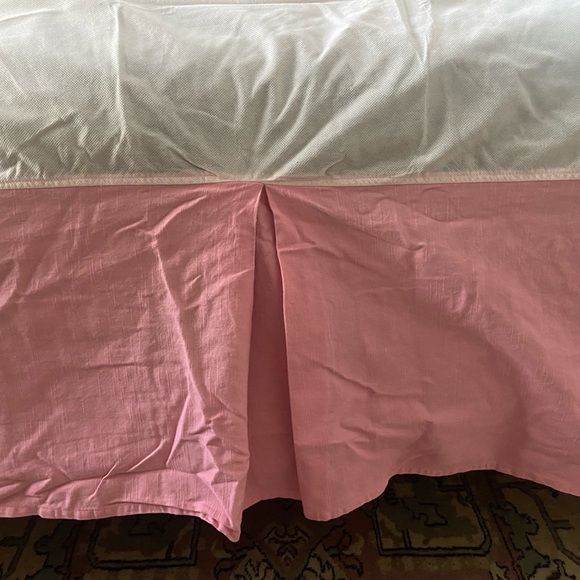 Kate Spade twin bed skirt - Picture 2 of 6